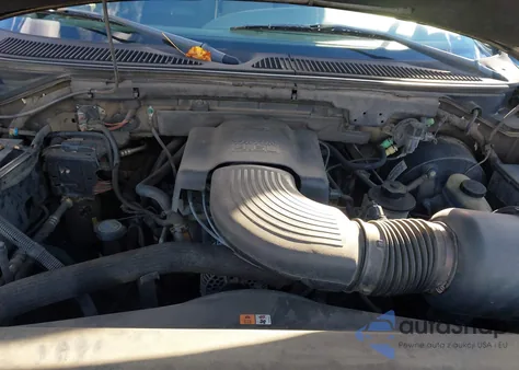 2002 Ford F-150 Lariat/Xlt from USA, damaged, VIN 1FTRW076X2KB49328